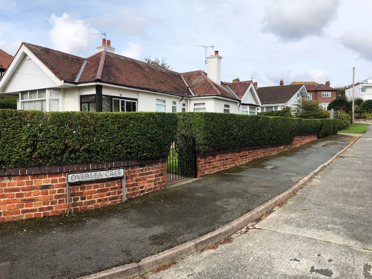 hedge trimming services north wales conwy